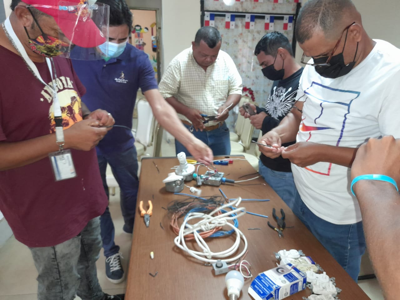 Curso de Electricidad 3