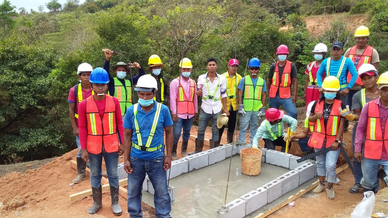 Cursos de Albañilería, Modistería e Informática en la Comarca Gnabe Bugle