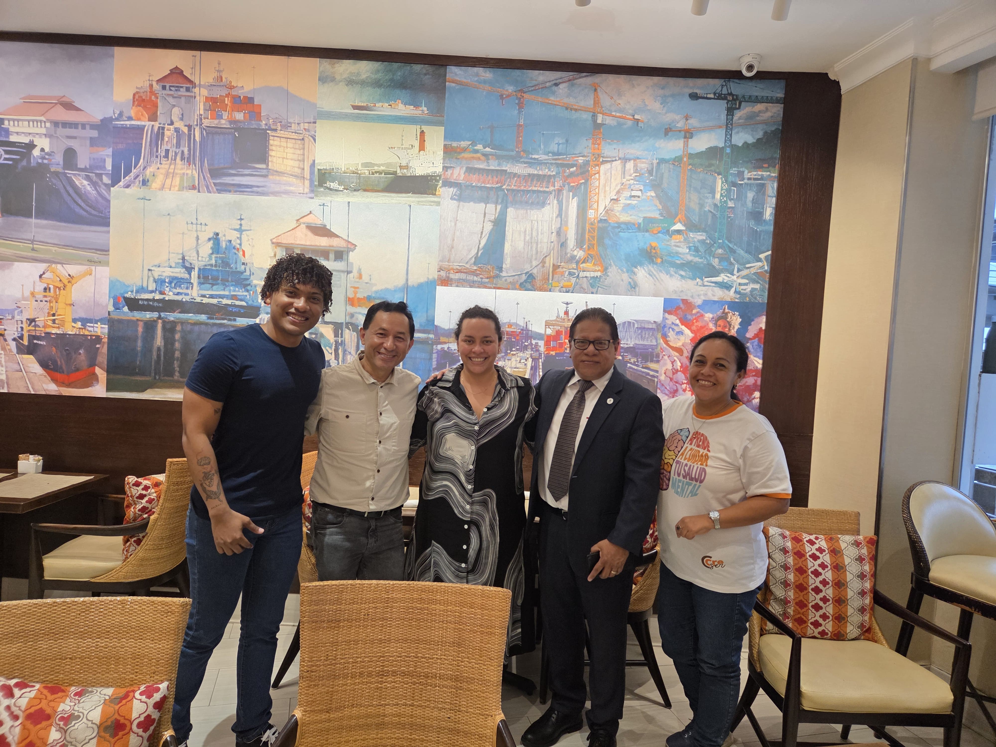 Reunión con Consultores De Colombia, Brasil , Perú y Panamá evento Congreso Internacionalempresa Creser de Perú.